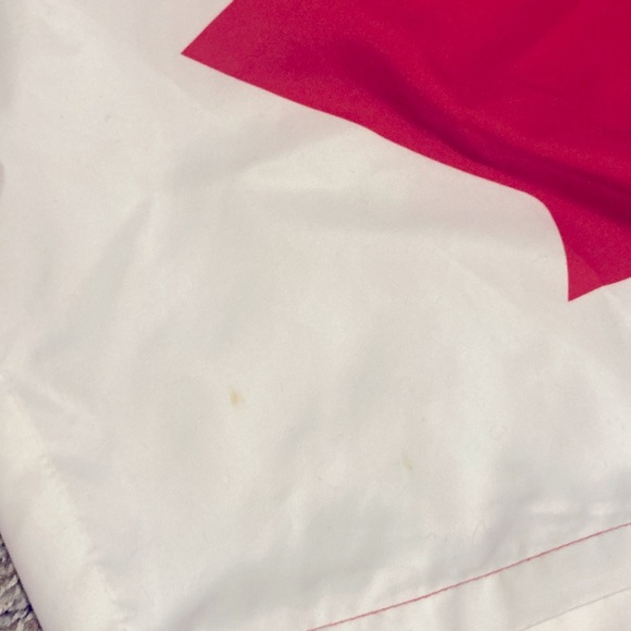 Canada flag men’s swimming trunk - Picture 4 of 4